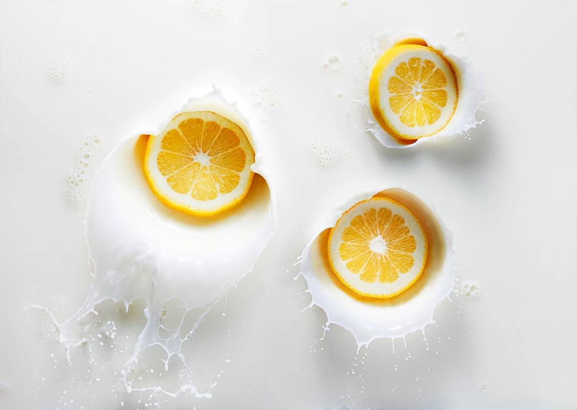 73_Zitronen-in-Milch-Splash