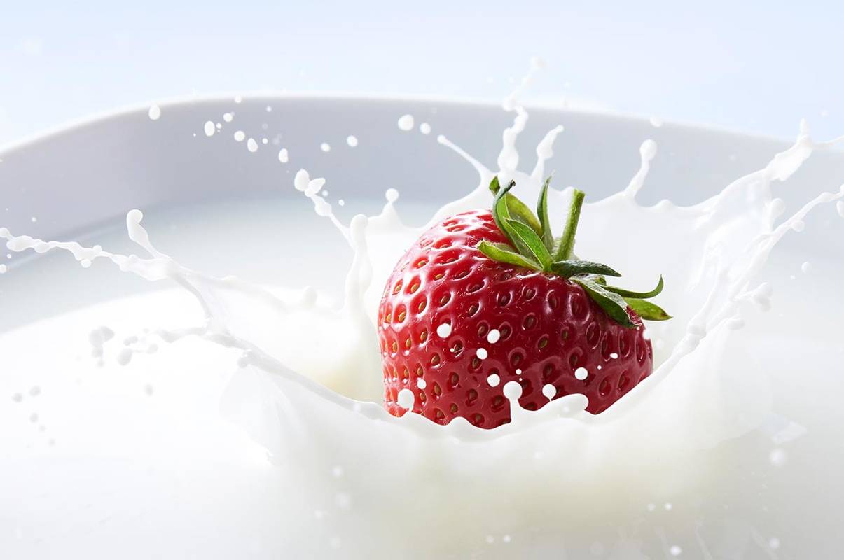 74_Splash_Milch_Erdbeere