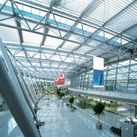 Ein Foto der Innenansicht der Flughafen Düsseldorf Halle
